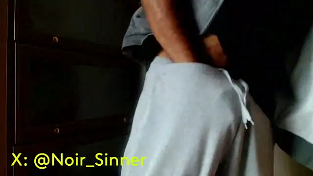 Snapshot of sinnernoir chatting on April 2026 09:30:02 PM sinnernoir online show from April 2026 09:30:02 PM