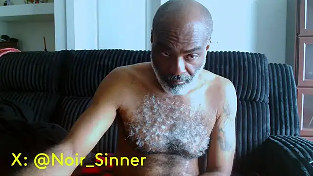 Snapshot of sinnernoir chatting on May 2026 03:05:01 PM sinnernoir online show from May 2026 03:05:01 PM