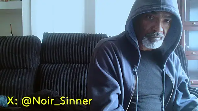 Snapshot of sinnernoir chatting on May 2026 04:12:01 PM sinnernoir online show from May 2026 04:12:01 PM
