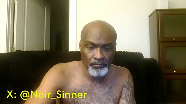 Snapshot of sinnernoir chatting on May 2026 04:53:01 AM sinnernoir online show from May 2026 04:53:01 AM
