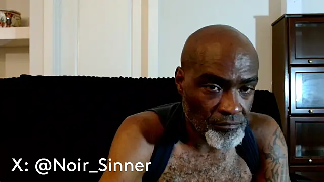 Snapshot of sinnernoir chatting on June 2026 02:35:01 AM sinnernoir online show from June 2026 02:35:01 AM