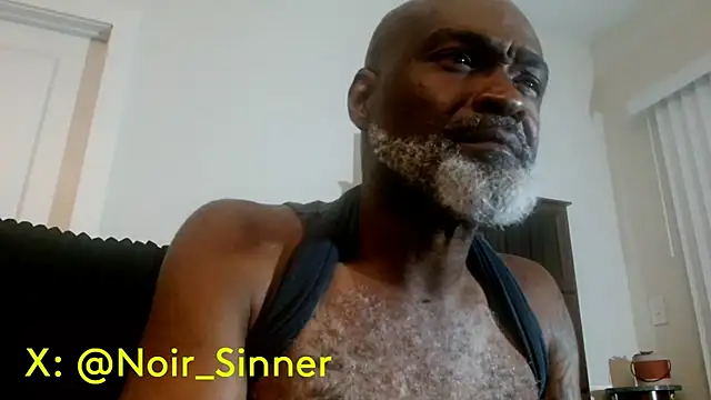 Snapshot of sinnernoir chatting on July 2026 03:23:01 AM sinnernoir online show from July 2026 03:23:01 AM