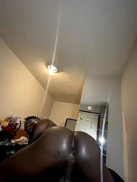 Shawtyblaque21 online show from October 2025 06:34:01 AM