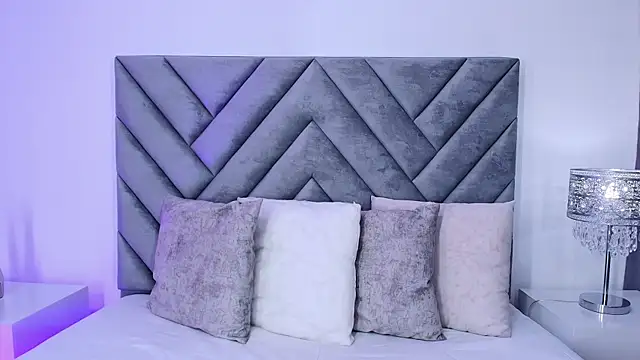 chloe wilson7 online show from January 2025 11:06:01 AM