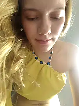 NicoleCut online show from January 2025 02:50:01 PM