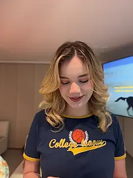 NicoleCut online show from March 2026 11:15:01 PM