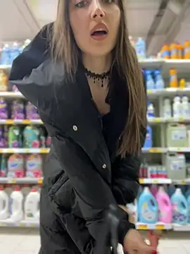 Snapshot of VelvetVixenI chatting on January 2026 06:09:01 PM VelvetVixenI online show from January 2026 06:09:01 PM