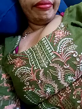 Haniya-143 online show from November 2025 11:26:01 PM