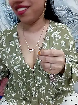 Haniya-143 online show from February 2026 10:05:02 PM