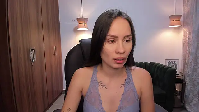 Snapshot of kiim_sweett chatting on October 2025 10:46:02 AM kiim sweett online show from October 2025 10:46:02 AM