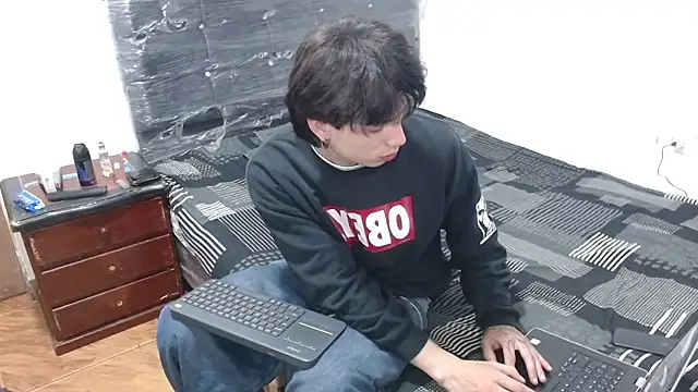 pervertsteens3 online show from November 2025 07:04:02 PM