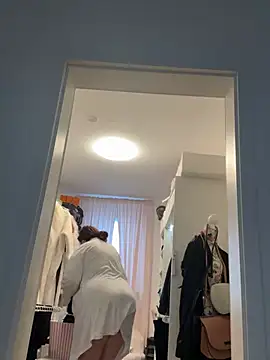 Engel mia online show from January 2026 10:42:02 AM