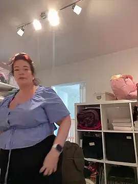 Engel mia online show from March 2026 11:05:02 AM