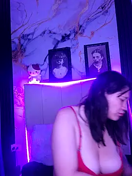 mariana 21x online show from October 2025 12:39:02 PM