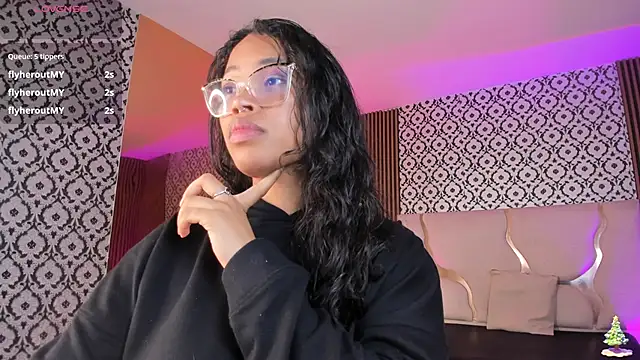 Snapshot of penelope_tay1 chatting on December 2025 08:21:02 AM penelope tay1 online show from December 2025 08:21:02 AM