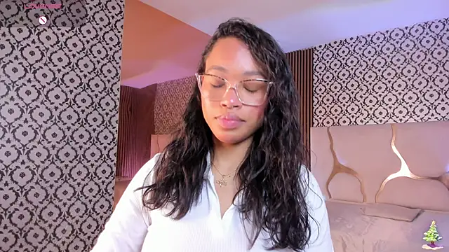 Snapshot of penelope_tay1 chatting on December 2025 03:47:02 AM penelope tay1 online show from December 2025 03:47:02 AM