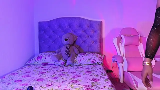 Emily-14 online show from March 2025 05:50:02 AM