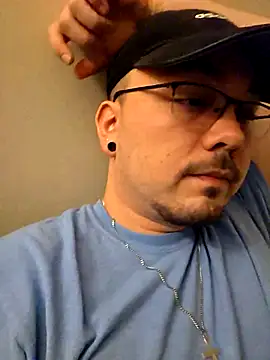 Snapshot of cmichaelxxx chatting on February 2025 01:52:01 AM cmichaelxxx online show from February 2025 01:52:01 AM