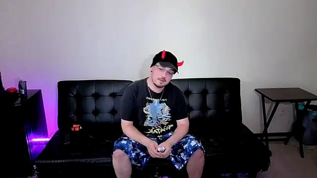 Snapshot of cmichaelxxx chatting on September 2025 09:29:02 PM cmichaelxxx online show from September 2025 09:29:02 PM