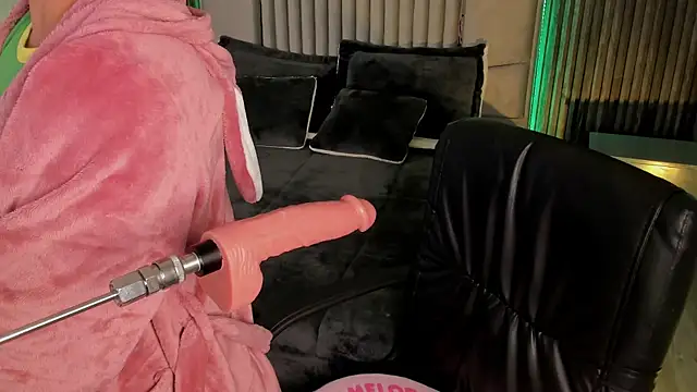 Lillyortiz online show from March 2025 08:38:02 PM