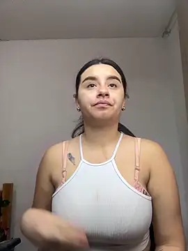 SaraBraun  online show from October 2025 04:47:02 PM