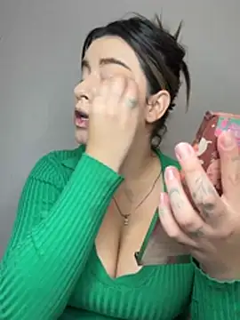 SaraBraun  online show from April 2026 05:06:02 PM