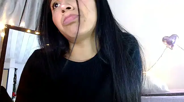 Snapshot of brihanna_lena chatting on January 2025 05:46:02 AM brihanna lena online show from January 2025 05:46:02 AM