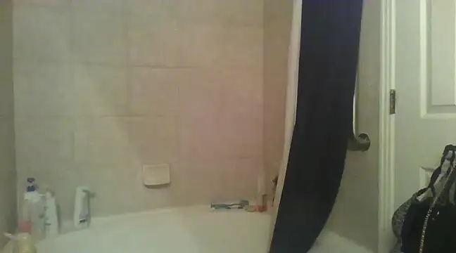 Snapshot of LuckiXCX chatting on February 2025 11:55:01 AM LuckiXCX online show from February 2025 11:55:01 AM