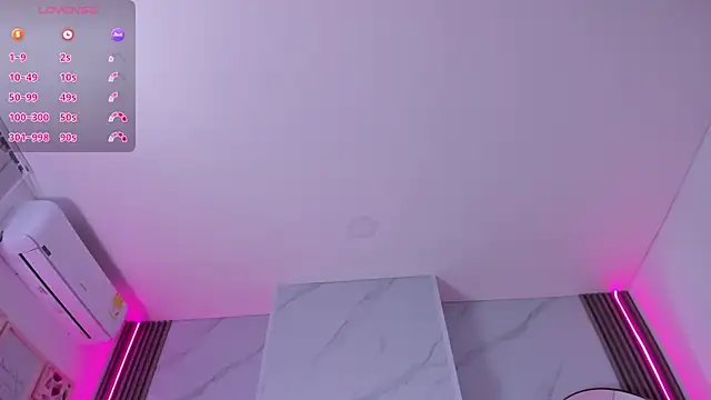 Snapshot of Chlooee__ chatting on February 2025 03:17:02 PM Chlooee online show from February 2025 03:17:02 PM