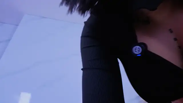 Snapshot of Chlooee__ chatting on November 2025 01:16:01 AM Chlooee online show from November 2025 01:16:01 AM