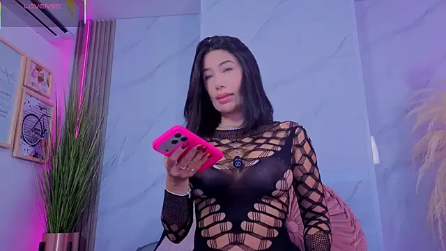 Snapshot of Chlooee__ chatting on December 2025 01:34:01 AM Chlooee online show from December 2025 01:34:01 AM