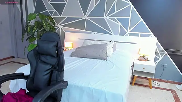 Snapshot of Lucifer_shadow chatting on February 2025 02:43:02 PM Lucifer shadow online show from February 2025 02:43:02 PM