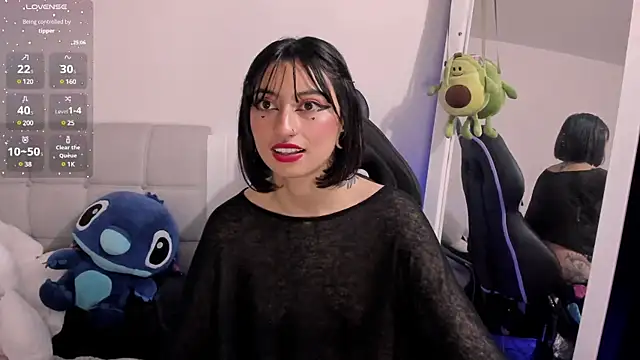 Snapshot of Any_Roussee chatting on January 2025 10:08:02 AM Any Roussee online show from January 2025 10:08:02 AM