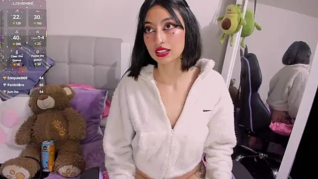 Snapshot of Any_Roussee chatting on March 2025 05:01:01 AM Any Roussee online show from March 2025 05:01:01 AM