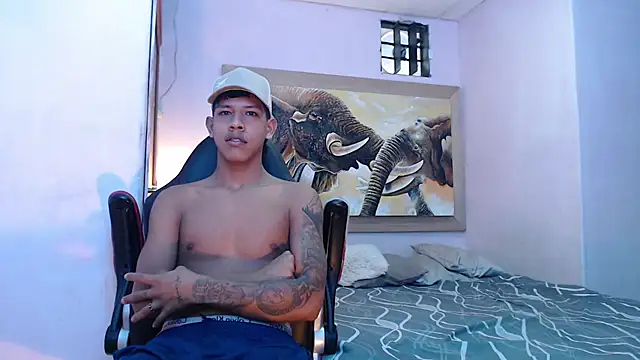 Snapshot of mr_stiven_ chatting on February 2025 08:50:01 AM mr stiven  online show from February 2025 08:50:01 AM