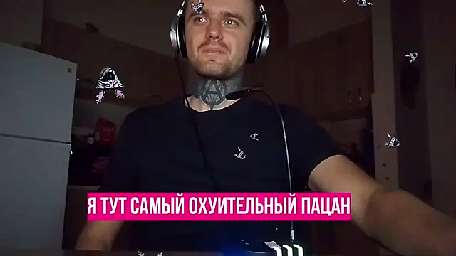 Snapshot of HappyZebra13 chatting on January 2025 09:39:01 PM HappyZebra13 online show from January 2025 09:39:01 PM