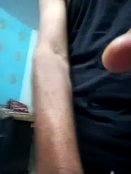 Snapshot of Smarterboytravel chatting on December 2024 12:44:02 PM Smarterboytravel online show from December 2024 12:44:02 PM