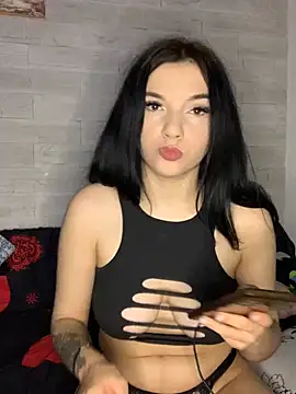 CassieGlow online show from December 2024 07:15:02 PM