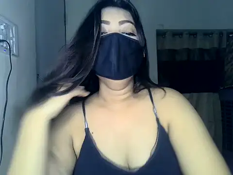 Snapshot of ishi_Beauty chatting on July 2026 04:49:01 AM ishi Beauty online show from July 2026 04:49:01 AM