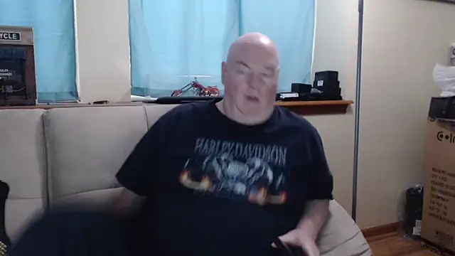 harley99574 online show from November 2025 12:48:02 PM