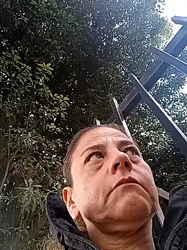 sasi luna online show from February 2026 01:25:01 PM