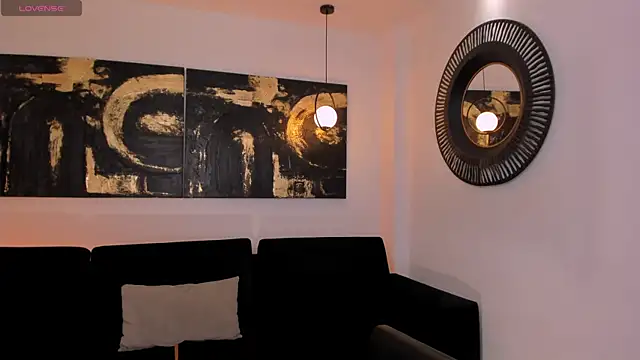 MiaFarrell  online show from April 2026 05:10:01 PM