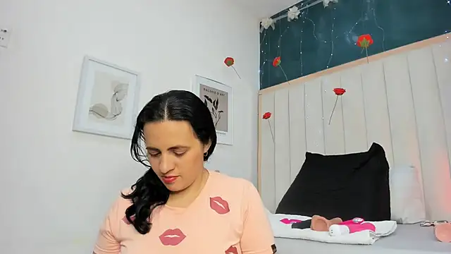 africa holmes online show from February 2026 02:19:02 AM