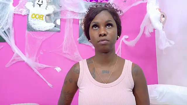 Snapshot of kinkyandsavage chatting on October 2025 07:23:01 PM kinkyandsavage online show from October 2025 07:23:01 PM