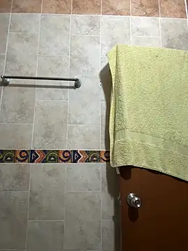 Naticol1 online show from October 2025 10:47:01 PM