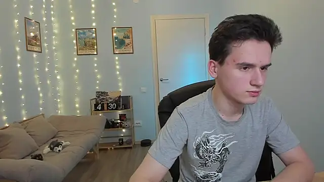 Snapshot of Scooby_k chatting on December 2024 09:45:01 AM Scooby k online show from December 2024 09:45:01 AM