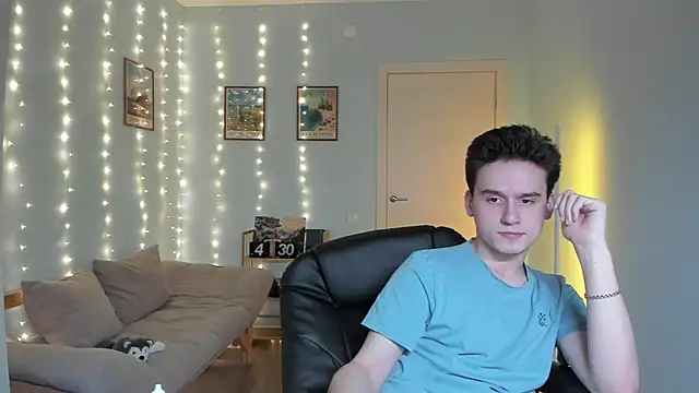 Snapshot of Scooby_k chatting on December 2024 02:31:02 PM Scooby k online show from December 2024 02:31:02 PM