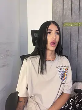 Cassie howard  online show from February 2025 05:38:01 AM