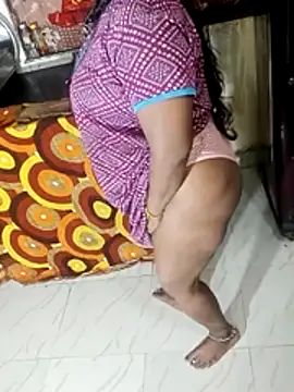  Hot-Couple online show from February 2026 02:17:02 AM
