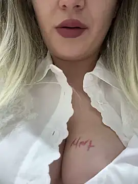 Snapshot of Gamzemm8888 chatting on January 2025 09:19:01 PM Gamzemm8888 online show from January 2025 09:19:01 PM